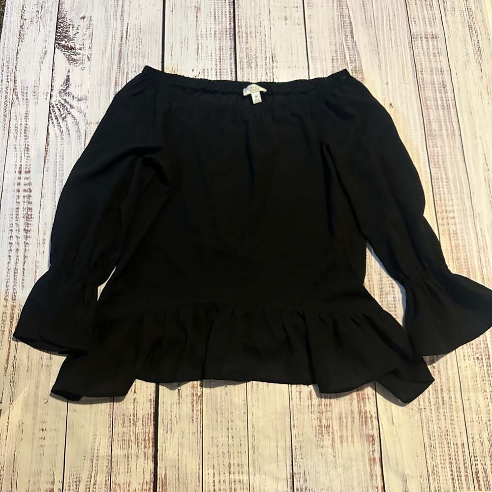 Bisou Bisou Michele Bohbot Black Off-The-Shoulder Ruffle Hem Blouse Size M